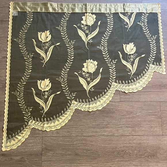 Vintage Floral Embroidered Scalloped Valance Curtain Panels Deep Green and Gold - Picture 1 of 4